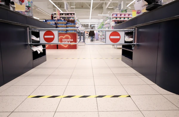 Lielajiem tirdzniecības centriem Rīgā svētkos būs mainīti darba laiki