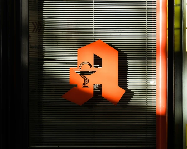 Gripas epidēmijas laikā atgādina par iespēju iegādāties citam cilvēkam izrakstītas zāles