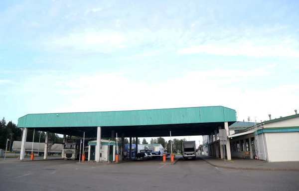 Gandrīz 45 miljoni eiro skaidrā deklarēti, šķērsojot Latvijas robežu