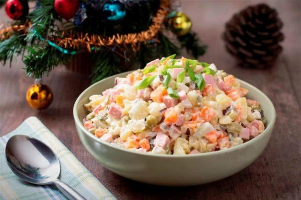 Olivjē-transformētājs: dietologa padomi iecienīto ēdienu uzlabošanai