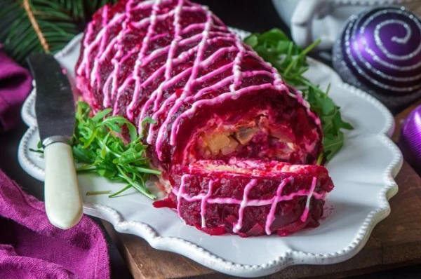 Vai var sasaldēt salātu «Siļķe zem kažoka»?