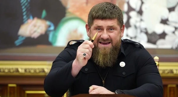 Kadirovs 20 gadus veco dēlu ieceļ Čečenijas vicepremjera amatā