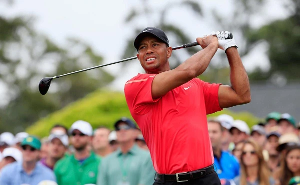 Kā slavenais Taigers Vudss pārcieta seksatkarību, tabletes un Trampa svētību