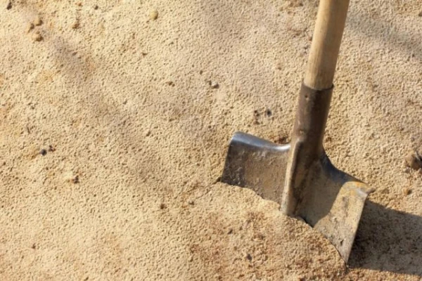 Kā noskaidrot, kāda augsne ir jūsu vasarnīcas dārza gabalā?