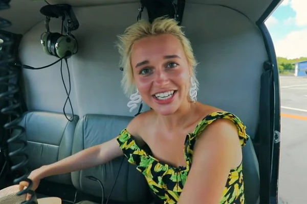 Кадр из телешоу «Орел и решка».