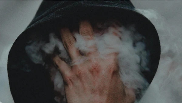 Netālu no Lietuvas: vīrietis nopērk psihiatrisko slimnīcu un apmetas tajā