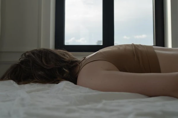 Atklāts miega traucējumu un svara pieauguma faktors