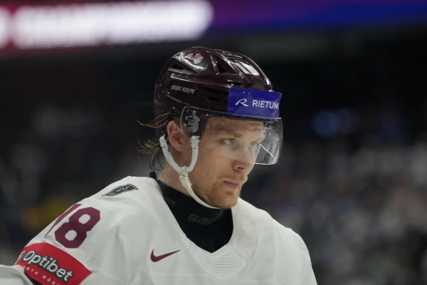 Vītoliņš par Ābola savainojumu: Tas ir uz ilgu laiku