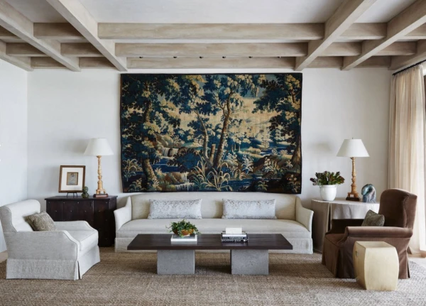 Vienkrāsainas sienas interjerā: 6 idejas, kas pārvērtīs telpu