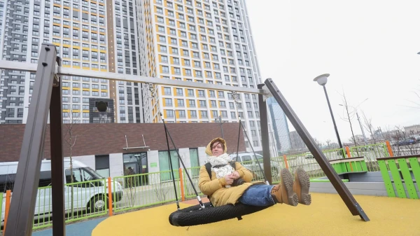 Гигантские жилые комплексы растут по всей стране.