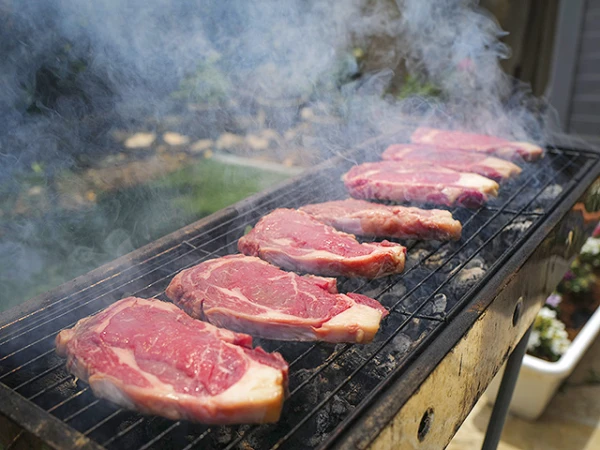 Ради такого стейка страдает не только коровка, но и вся окружающая среда.