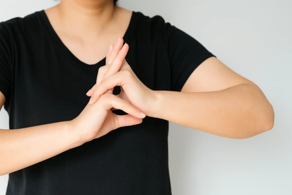 Pirkstu krakšķēšana: vai no tā jābaidās?