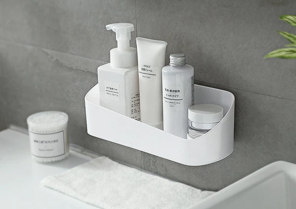 Skaistuma minimālisms desmitiem līdzekļu vietā: kāpēc mazāk ir labāk