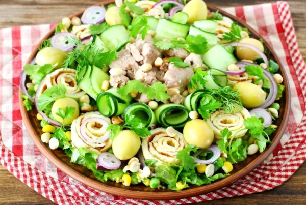 Vienkārši un veselīgi salāti ar tresku aknām — 5 receptes