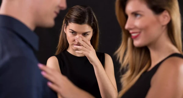 Trešais liekais: kā saprast, ka draugi traucē jums veidot attiecības