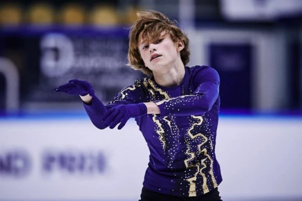 «Krievijas ēnu flote» 2026. gada Olimpiskajās spēlēs: krievu vārdi zem svešiem karogiem