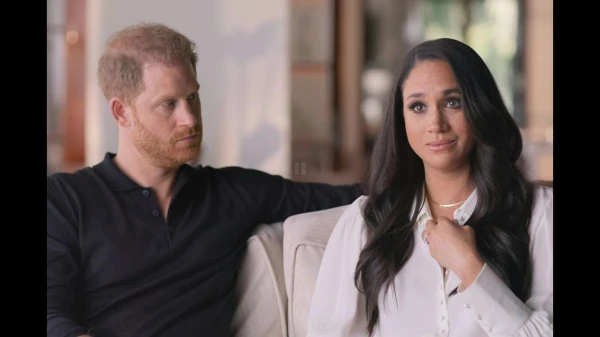 Megana Mārkla iesaka Harijam neiejaukties karaļnama skandālā