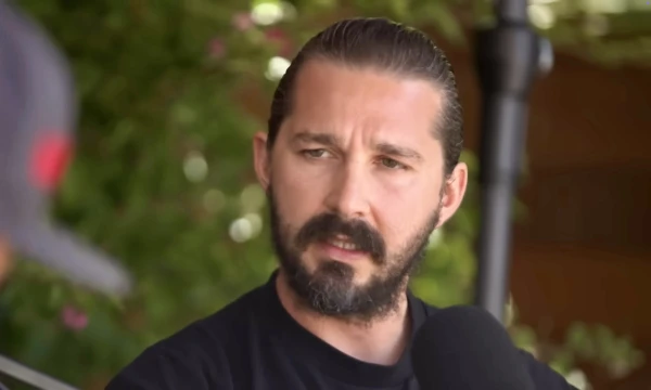 Aktieris Šaja Labefs sarīkojis traci Ņūorleānā