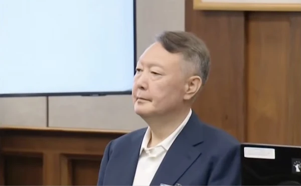 Dienvidkorejas eksprezidentam piespriests mūža ieslodzījums