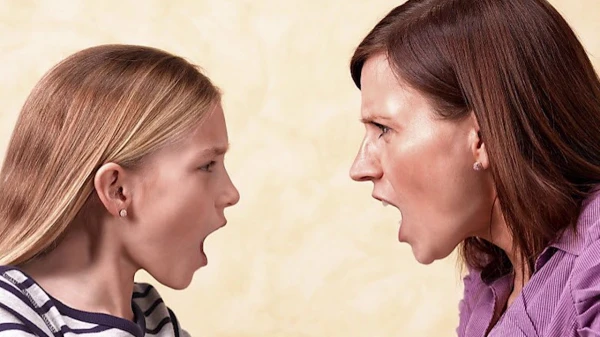 Kāpēc pusaudži izrāda agresiju pret vecākiem un kad tas jāuztver nopietni