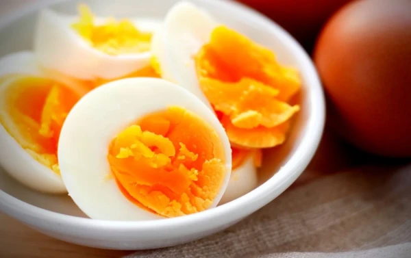 Olu strīds: baltums vai dzeltenums — kurš ir bīstamāks?