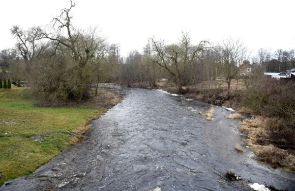 Latvijas upēs turpina paaugstināties ūdens līmenis