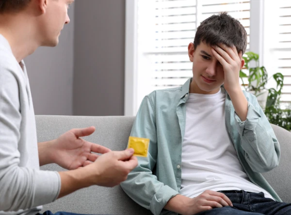 Kā ar bērnu runāt par seksualitāti bez neveiklības un aizliegumiem