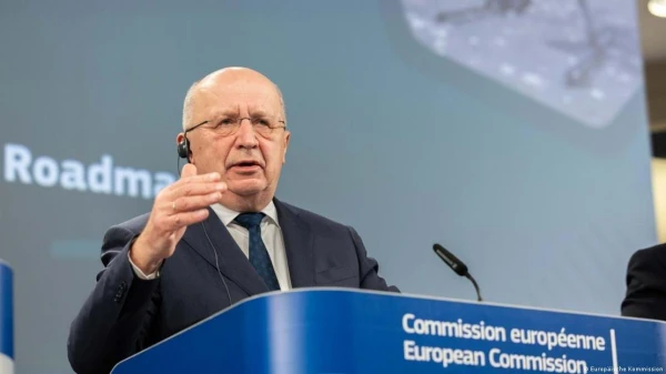 Господин Кубилюс не сказал, насколько Евросоюзу придется сократить свою социалку.