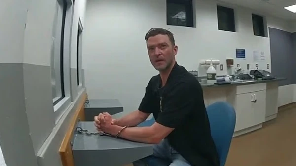 В таких условиях заокеанской звезде пришлось защищать свои права.