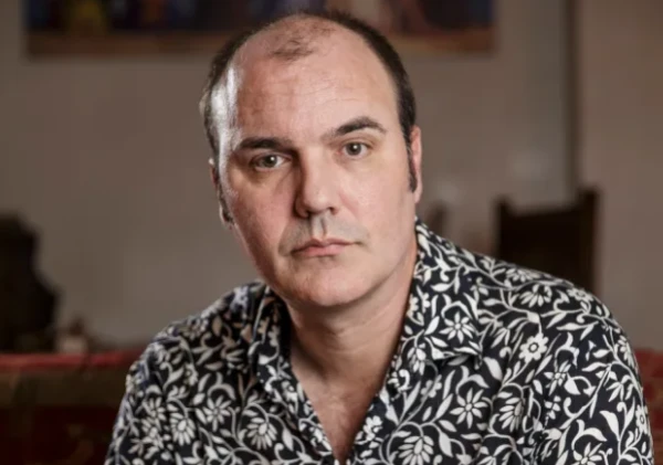 Взрослый мужик вырос без родного отца.