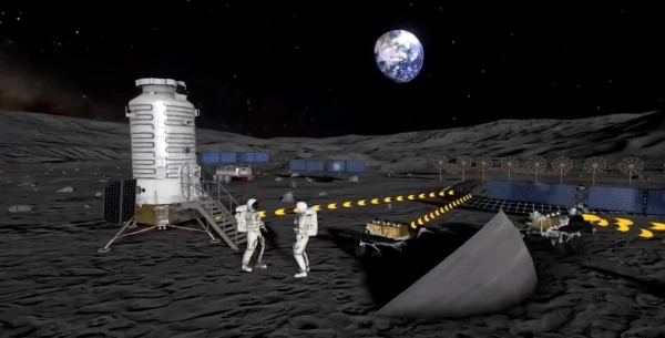 Контроль над естественным спутником Земли - вопрос стратегический.