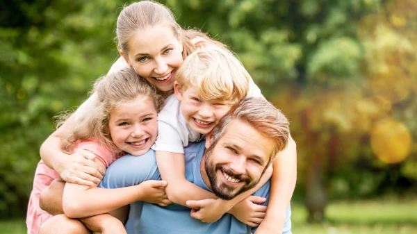 Slēptā ģenētika: ko bērns manto no vecākiem, ne tikai ārējo izskatu