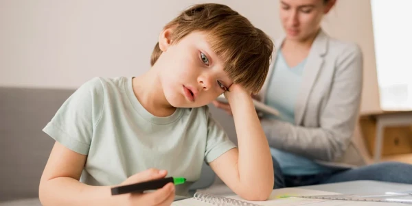 Bērns kļuvis aizmāršīgs: sezonāla norma vai iemesls satraukumam