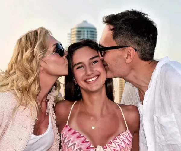 Любимая доча.