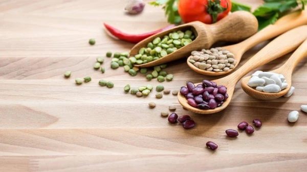 Kā atjaunot estrogēnu līdzsvaru ar uzturu