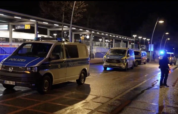 Vācijā par pirotehnikas detonēšanu vilcienā aiztur vīrieti