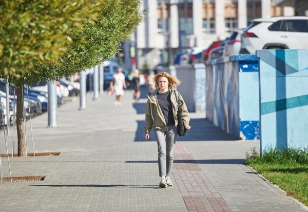 Regulāras pastaigas var mazināt sēdoša dzīvesveida riskus