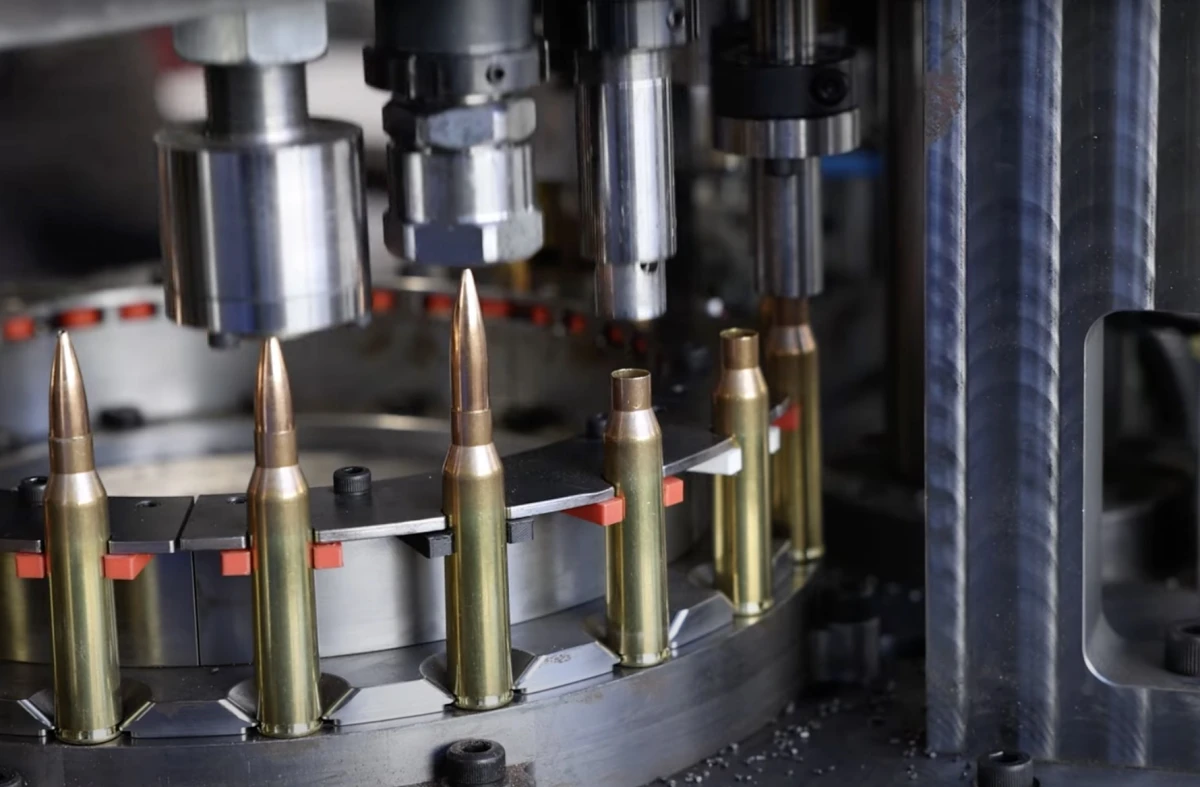 Pētījums: Globālie militārie tēriņi turpina pieaugt