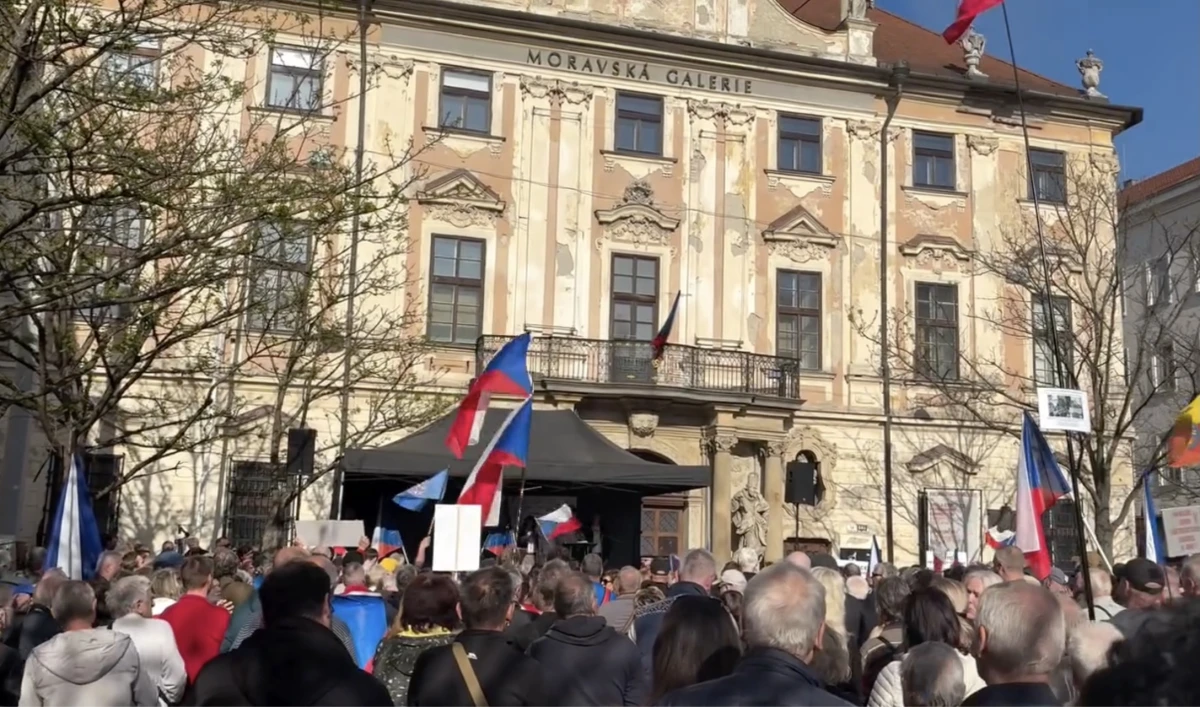 Brno protestē pret izraidīto vāciešu pulcēšanos Čehijā