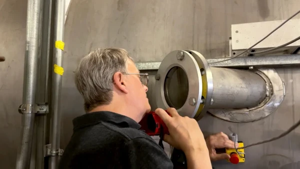 NASA izmēģinājusi litija dzinēju ar 120 kilovatu jaudu — tas var paātrināt lidojumus uz Marsu