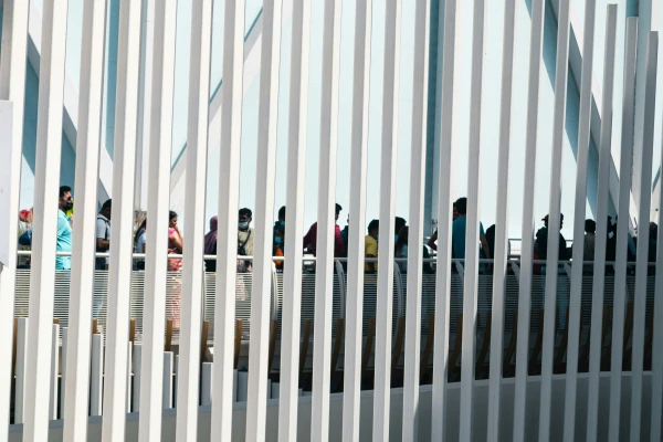 ASV izraida deviņus afrikāņu migrantus uz Kamerūnu