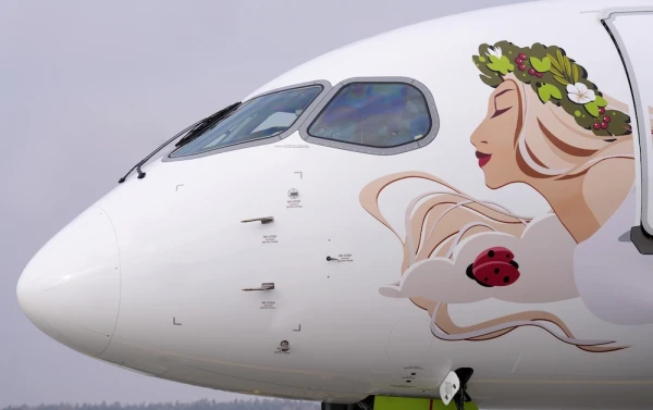 Самолет airBaltic