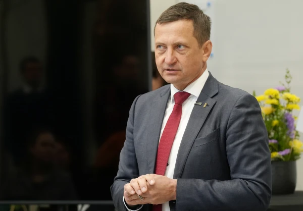 KNAB prokuratūras uzdevumā aizturējis zemkopības ministru