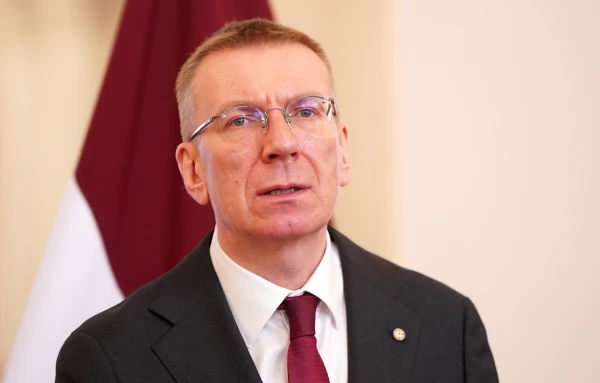 papildināta - Prezidents konsultācijās ar politiķiem sola lemt par iespējami ātru valdības izveidošanu