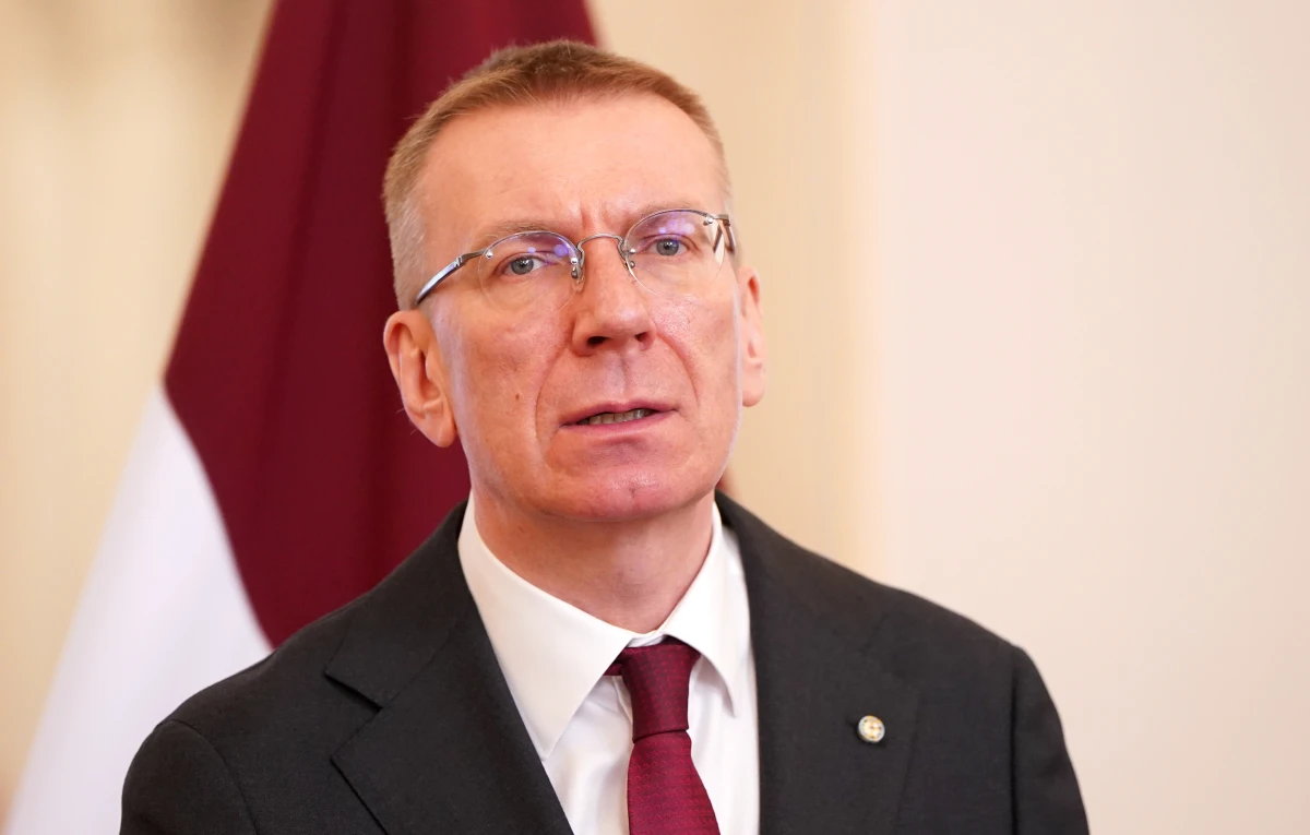 papildināta - Prezidents konsultācijās ar politiķiem sola lemt par iespējami ātru valdības izveidošanu