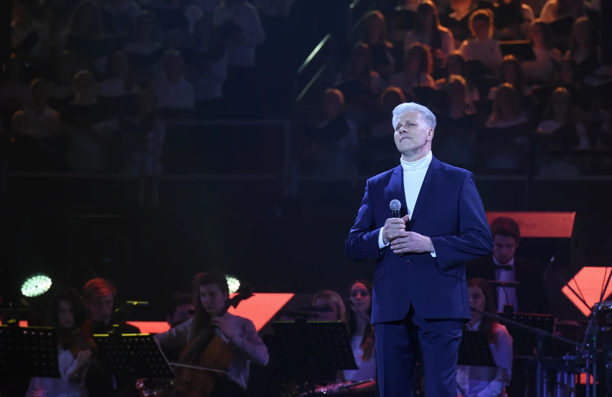 «Dziedāt sāku aiz bailēm, bet tas kļuva par manu dzīves darbu!» - Uģis Roze