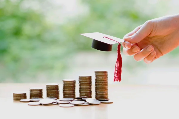 «Swedbank» piecu gadu laikā studentiem izsniegusi studiju un studējošā kredītus kopumā 121 miljona eiro apmērā