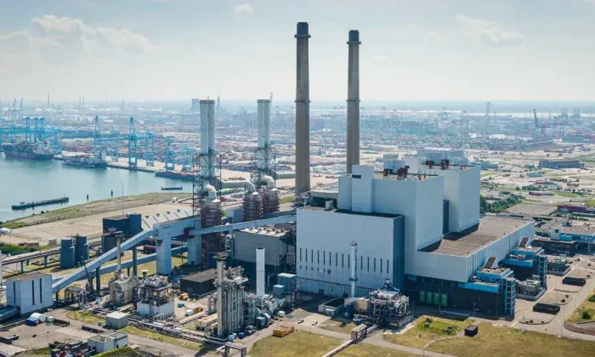 Vācija sāk nacionalizētā enerģētikas giganta «Uniper» privatizācijas procesu
