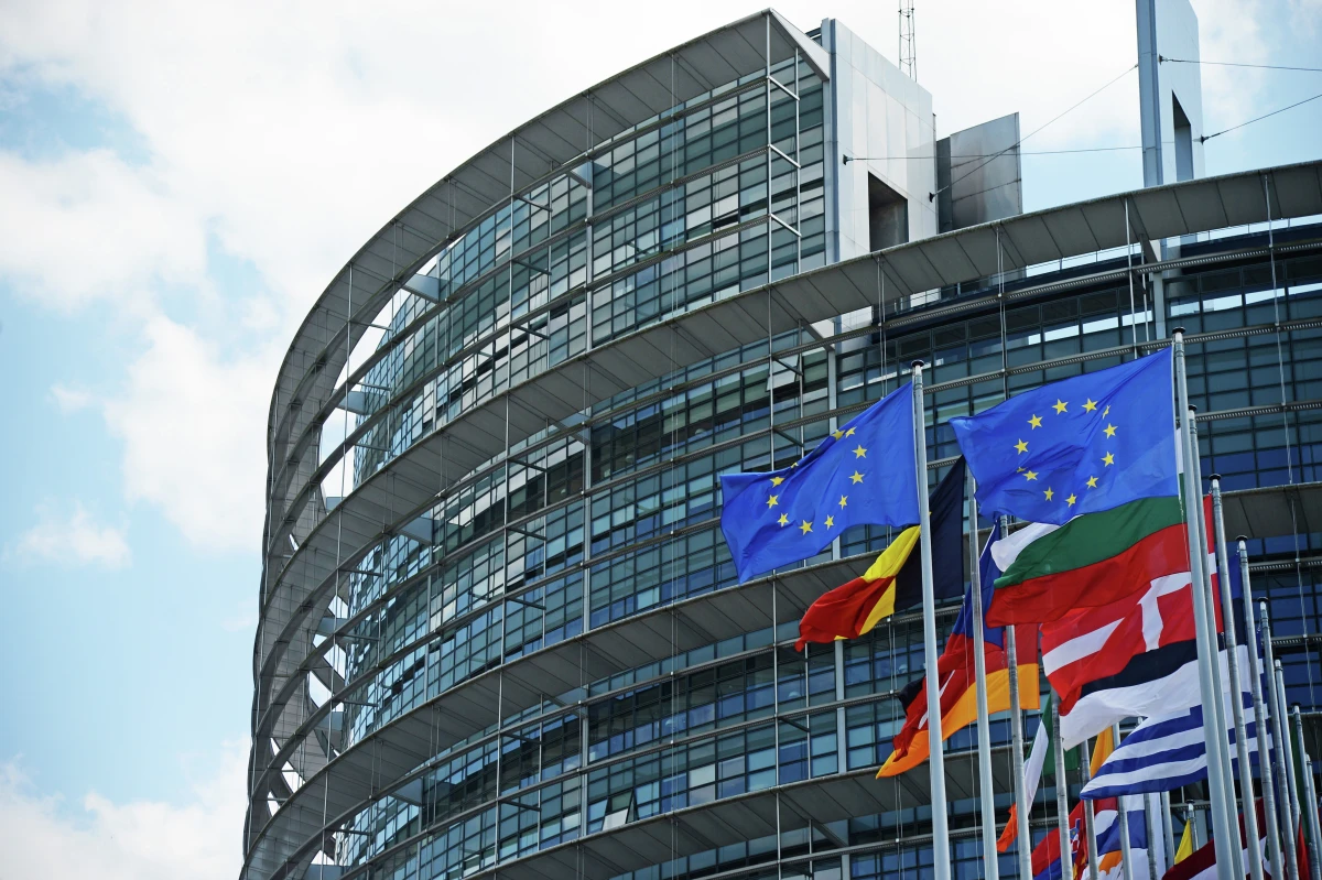 Eiropas Parlaments apstiprina jaunus ES noteikumus ārvalstu ieguldījumu izvērtēšanai drošības risku mazināšanai